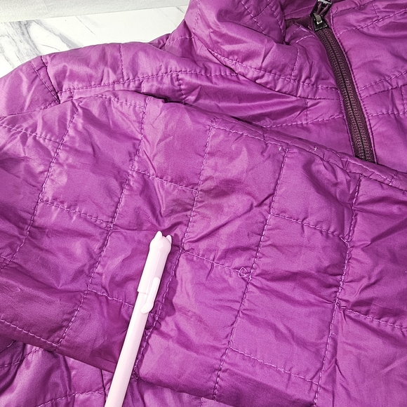 Patagonia Womens Medium Purple Primaloft Jacket Full Zip Quilted FLAWS - Picture 12 of 15